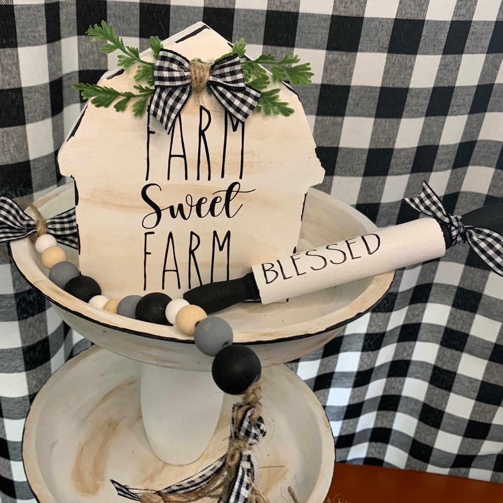 Farmhouse Tier Tray Decor